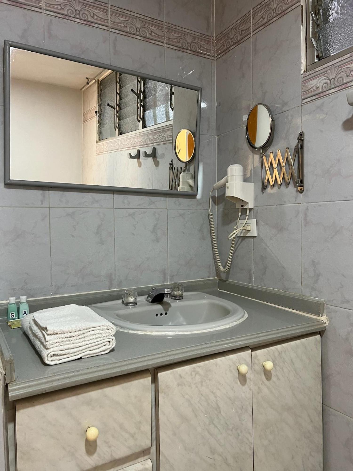 Hotel Armenia Centro Dış mekan fotoğraf